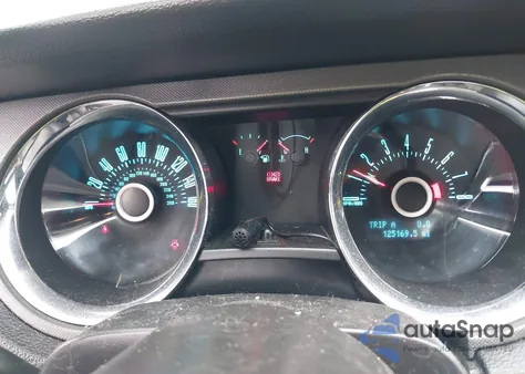 2013 Ford Mustang из США, поврежденный, VIN 1ZVBP8EM8D5217008